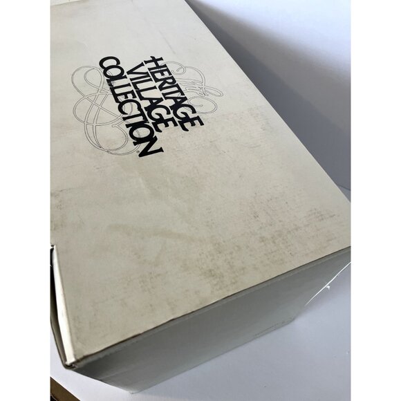 Christmas Dept 56 Dickens Village Spirit of Giving Sudbury Church MISSING PIECES - Picture 11 of 12